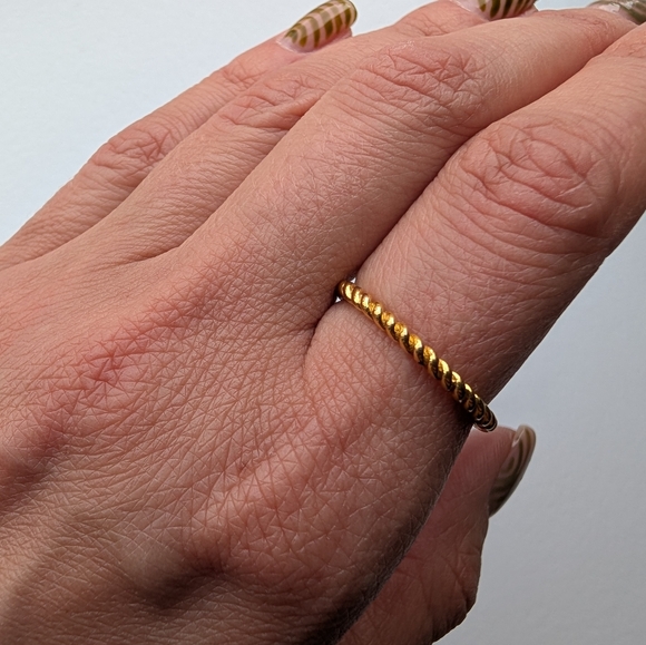 Missoma Rope Stacking Ring - Picture 3 of 5